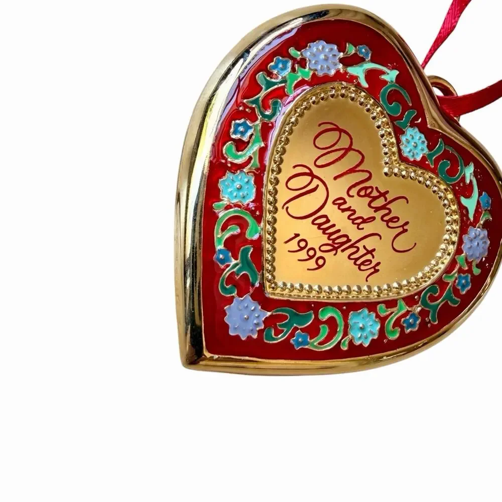 Vintage Hallmark Keepsake Mother and Daughter Heart Christmas Ornament 1999
